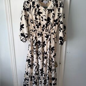 Gilli Black Floral Long Sleeve Dress